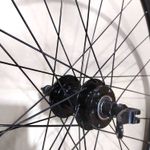 roda-montada-mountain-bike-aro-29-preto-cubo-freio-a-disco-6-parafusos