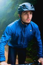 jaqueta-corta-vento-azul-freeforce-ciclismo-mtb-mountain-bike-speed-sport-confortavel