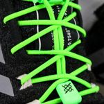 cadarco-confortavel-elastico-corrida-triathlon-verde-neon-acabamento